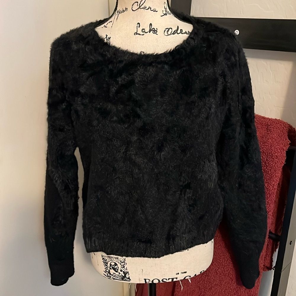 Cloth & Stone Black Fuzzy Pullover Sweater Boho Contemporary Casual Feminine